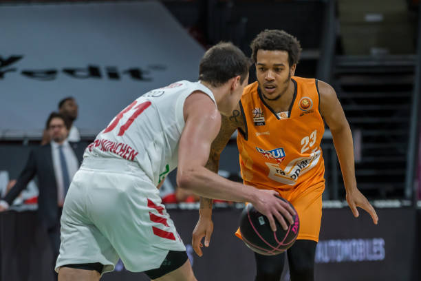 教练通过调 教练通过调